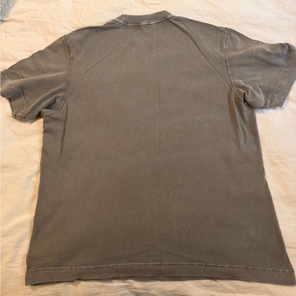 Abercrombie & Fitch Distressed Vintage-Inspired Tee. - Picture 6 of 6